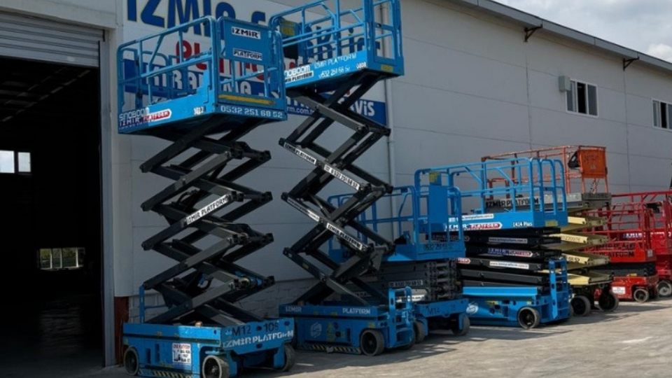 Karabağlar Manlift Kiralama 1 Manlift Kiralama Fiyatları Gaziemir, Gaziemir Kiralık Manlift Fiyatları, Gaziemir Manlift Günlük Fiyat, Gaziemir Manlift Saatlik Kiralama, Gaziemir Manlift Kiralama Şartları