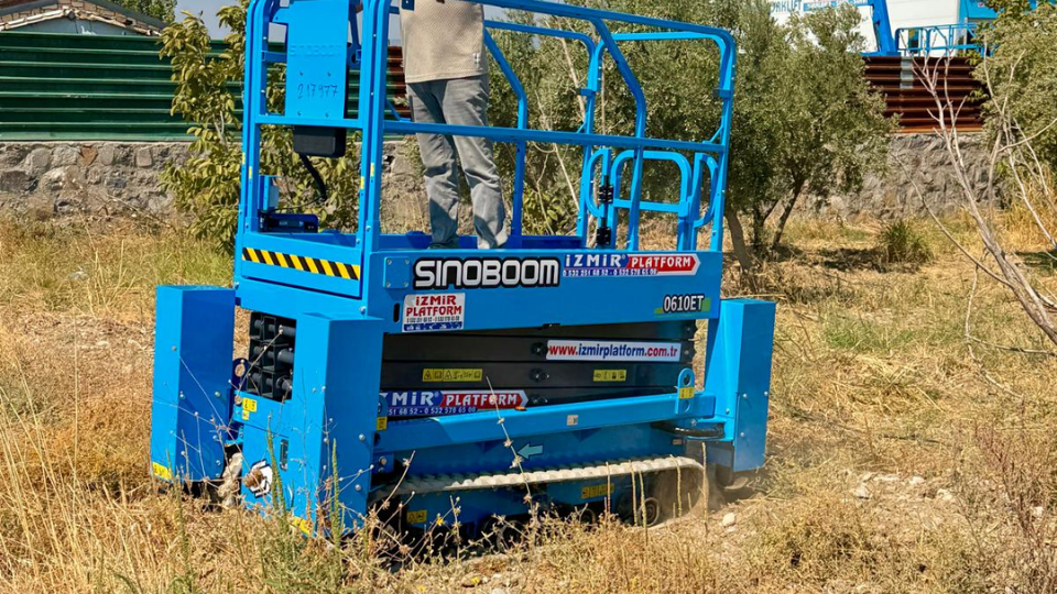Paletli Manlift Kiralama İzmir 1 Paletli Manlift Kiralama İzmir, İzmir Paletli Manlift Kiralama, İzmir Paletli Manlift Kiralama Fiyatları, İzmir Paletli Manlift Kiralama Firmaları, İzmir Paletli Manlift Ücretleri